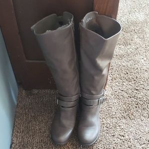 Size 9 boots